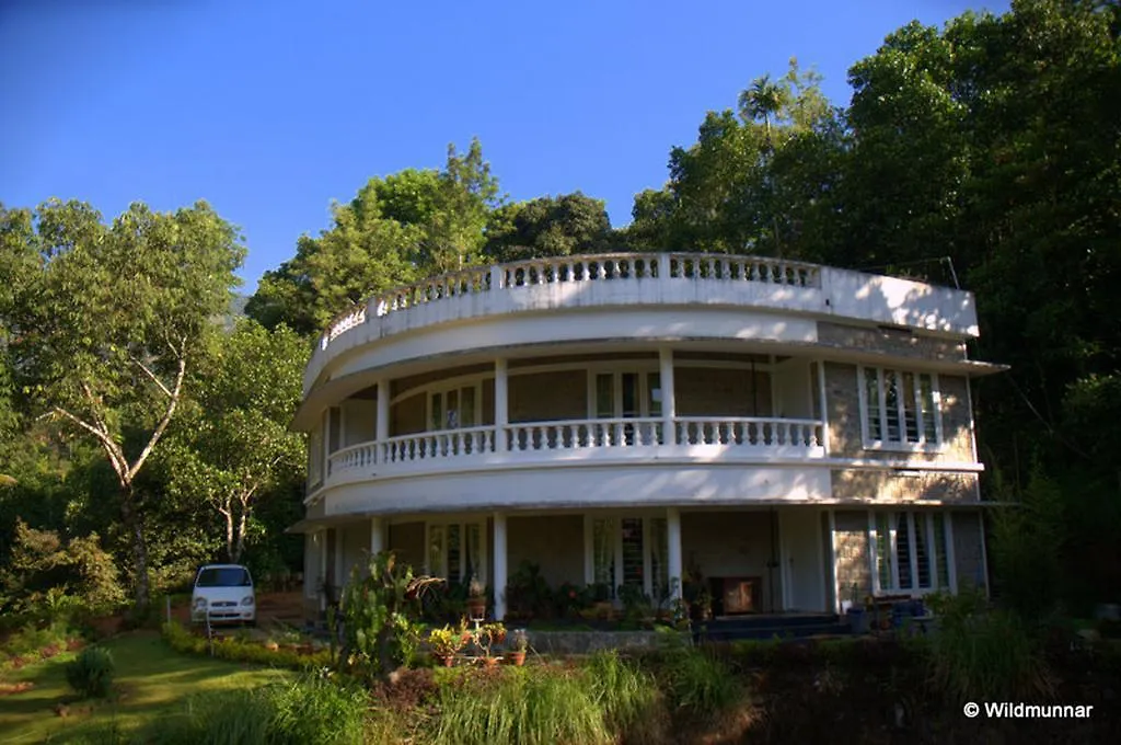 Homestay Wildmunnar Fragrance Apartment India